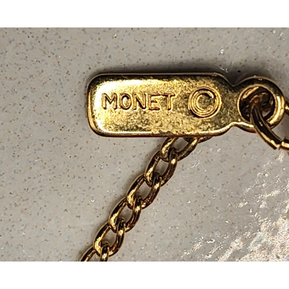Vintage Monet White Enamel Gold Tone Link Bracelet Safety Chain READ - Picture 4 of 12